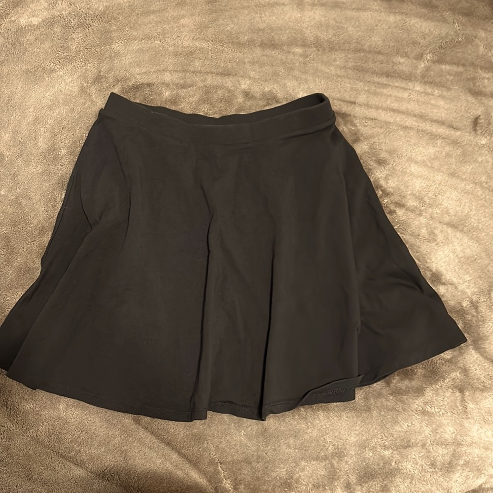 Black skater skirt.